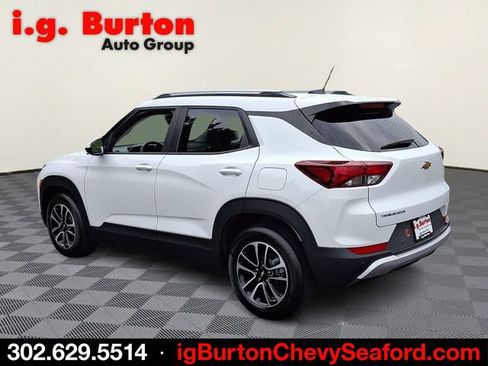 Used 2026 Chevrolet TrailBlazer LT w/ Driver Confidence Package FWD image 4