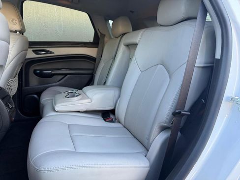 Used 2015 Cadillac SRX FWD image 19