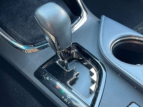 Used 2015 Toyota Avalon XLE FWD image 22