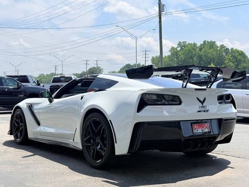 Used 2019 Chevrolet Corvette ZR1 w/ ZTK Track Performance Package RWD image 5
