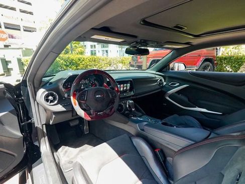 Used 2018 Chevrolet Camaro ZL1 RWD image 3