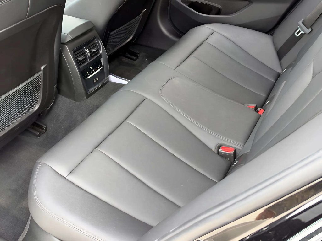 Used 2021 BMW M340i w/ Driving Assistance Package RWD image 11