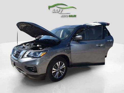 Used 2020 Nissan Pathfinder SV image 20