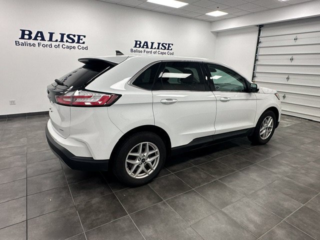 Used 2024 Ford Edge SEL AWD/4WD image 11