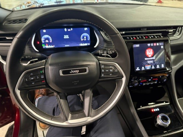 Used 2024 Jeep Grand Cherokee L Altitude AWD/4WD image 50