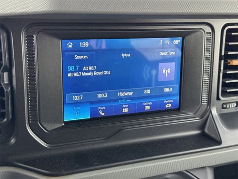 Used 2022 Ford Bronco Badlands image 12