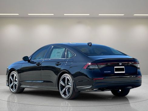New 2026 Honda Accord SE image 3
