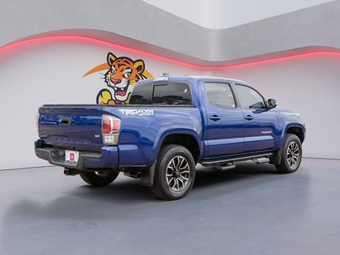 Used 2023 Toyota Tacoma TRD Sport AWD/4WD image 5