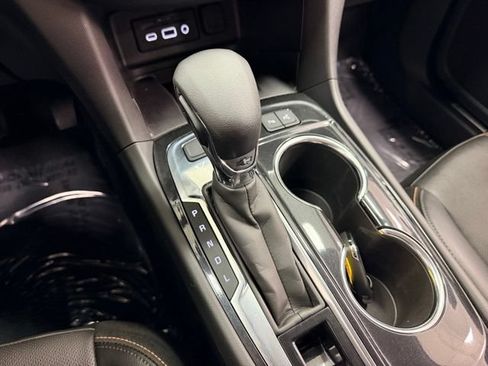 Certified 2022 Chevrolet Equinox Premier AWD/4WD image 18