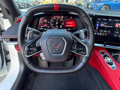 Used 2022 Chevrolet Corvette Stingray Premium Conv w/ Z51 Performance Package image 12