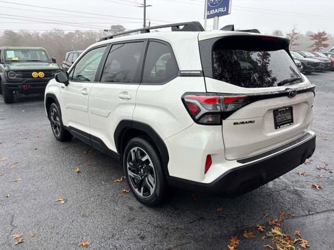 Certified 2025 Subaru Forester Premium image 5