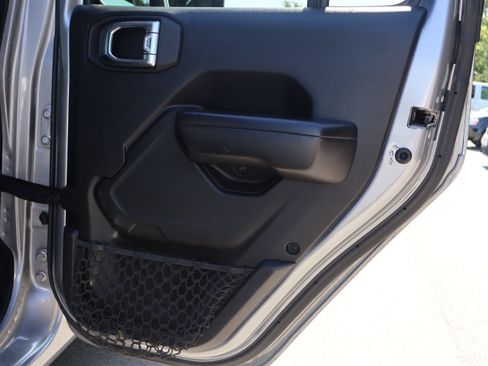 Used 2021 Jeep Wrangler Unlimited Sport AWD/4WD image 13