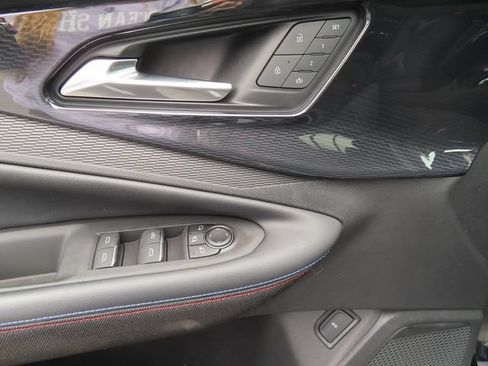 Used 2025 Chevrolet Blazer EV RS AWD/4WD image 13