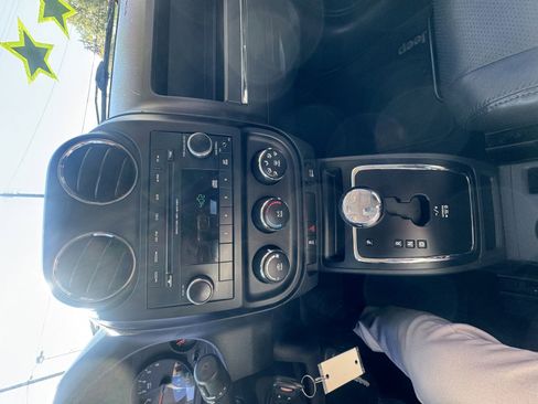 Used 2012 Jeep Compass Sport image 13