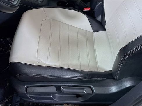 Used 2015 Volkswagen Jetta Sport image 18