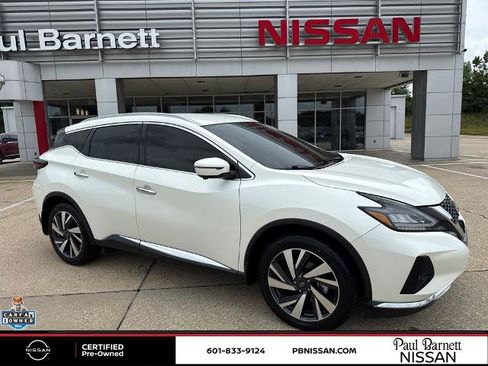 Certified 2023 Nissan Murano SL w/ Cargo Package FWD image 4