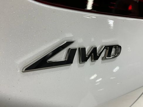 Used 2025 Genesis GV80 3.5T e-SC AWD/4WD image 11