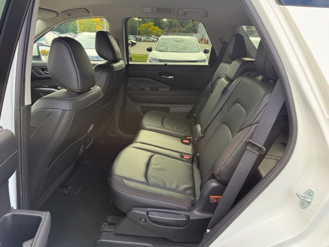 Certified 2024 Nissan Pathfinder SL AWD/4WD image 23