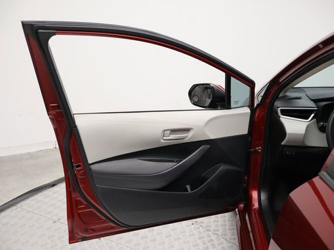 Used 2024 Toyota Corolla LE FWD image 16