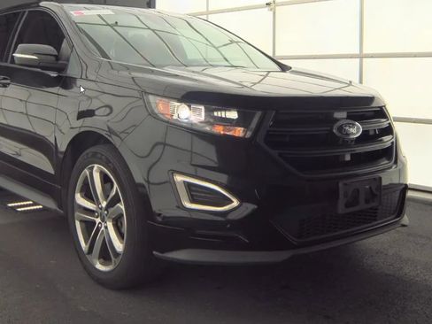 Used 2017 Ford Edge Sport image 4