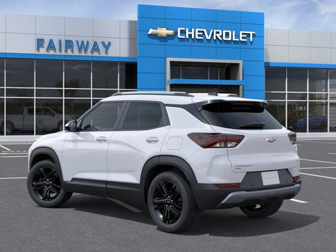 New 2026 Chevrolet TrailBlazer LT AWD/4WD image 3