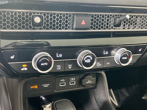Used 2023 Honda Civic Touring image 16