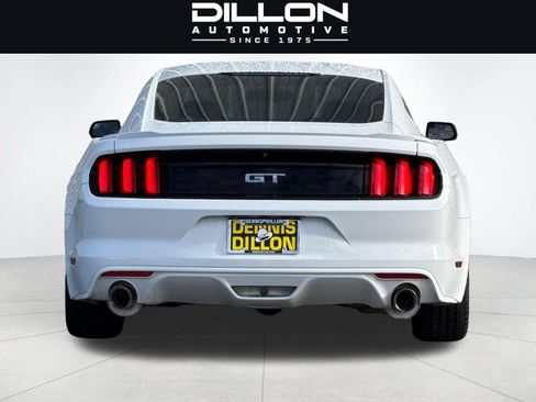 Used 2017 Ford Mustang GT RWD image 5