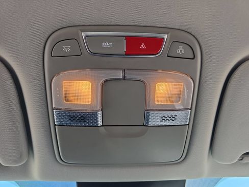 Used 2024 Kia Telluride S AWD/4WD image 24
