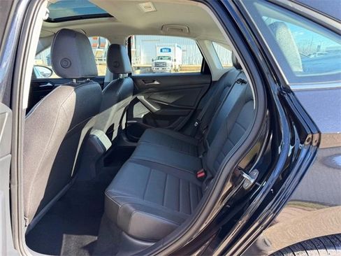 Used 2024 Volkswagen Jetta SE image 7