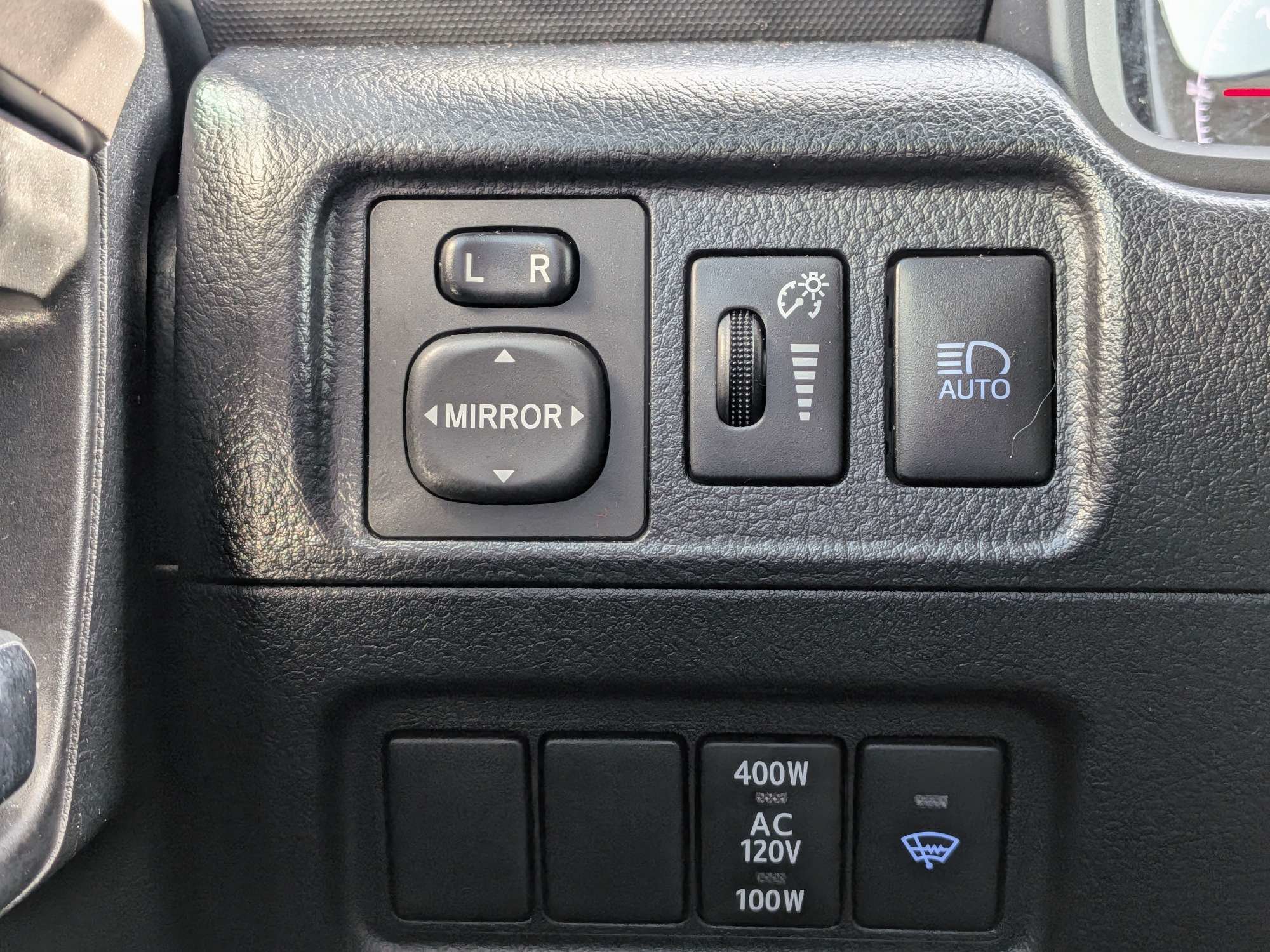 Used 2024 Toyota 4Runner SR5 AWD/4WD image 24