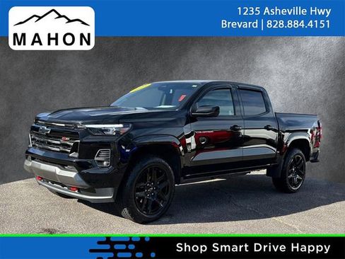 Used 2025 Chevrolet Colorado Z71 w/ Technology Package image 1