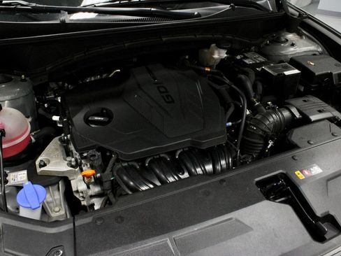 Used 2025 Hyundai Tucson SE FWD image 15