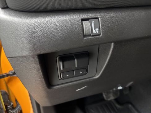 New 2025 Chevrolet Colorado Z71 image 11