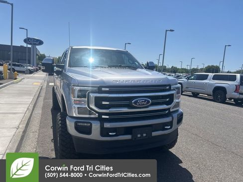 Used 2021 Ford F350 Platinum AWD/4WD image 3