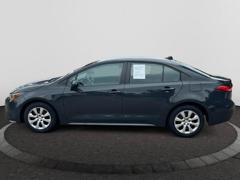 Used 2024 Toyota Corolla LE FWD image 2