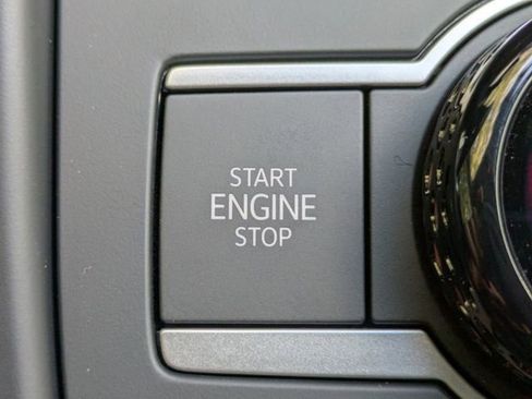 New 2026 Volkswagen Tiguan SE R-Line image 33