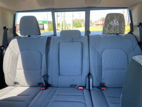 Used 2020 RAM 1500 Big Horn AWD/4WD image 26