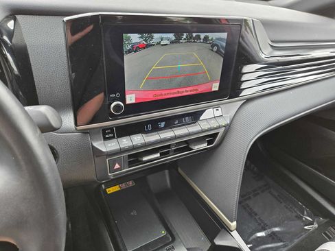 Certified 2025 Toyota Camry SE FWD image 30