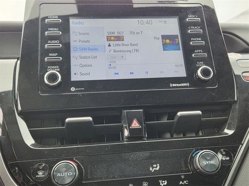 Used 2024 Toyota Camry SE image 8