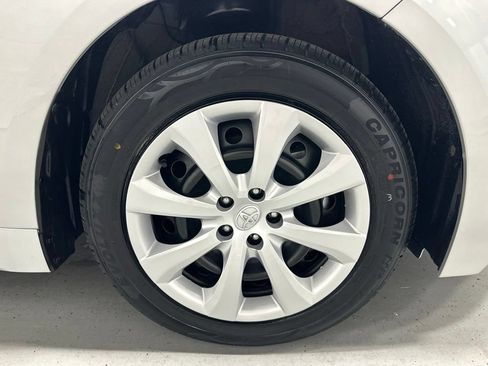 Used 2026 Toyota Corolla LE FWD image 61