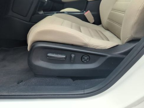 Certified 2022 Honda CR-V EX image 12