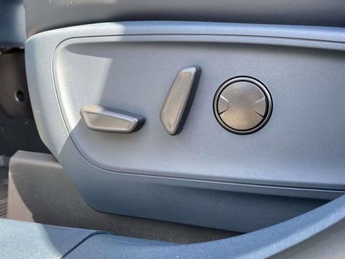 New 2026 Ford Maverick Lobo AWD/4WD image 14
