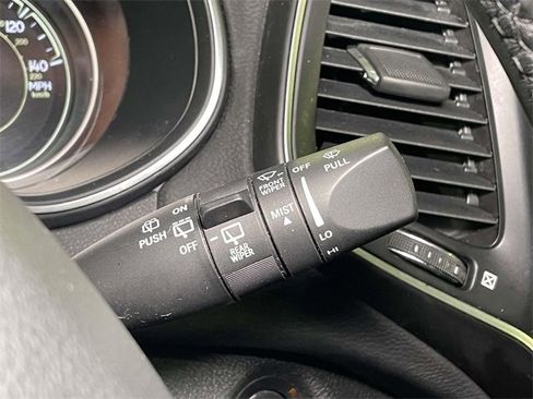 Used 2020 Jeep Cherokee Latitude Plus image 39