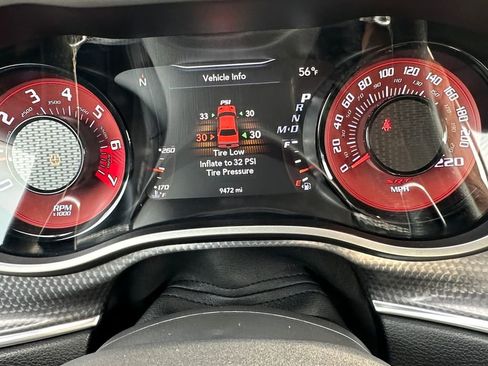 Used 2019 Dodge Challenger SRT Hellcat Redeye image 13
