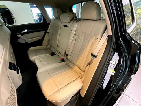 Used 2025 Audi Q5 2.0T Premium Plus w/ Premium Plus Package image 20