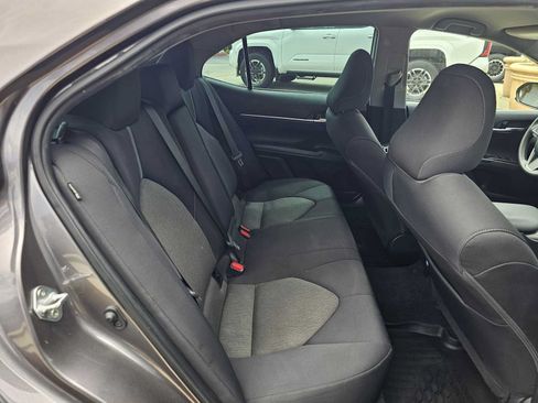 Used 2023 Toyota Camry LE FWD image 12