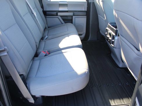 Used 2017 Ford F150 XLT w/ Equipment Group 302A Luxury image 6