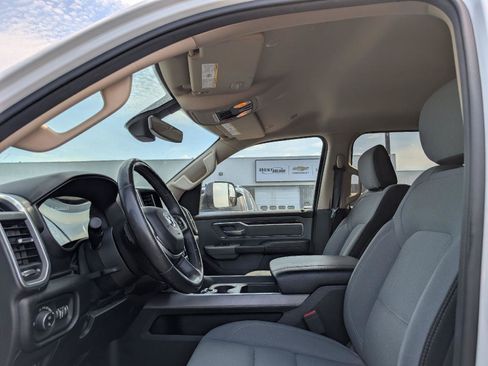 Used 2019 RAM 1500 Big Horn AWD/4WD image 8
