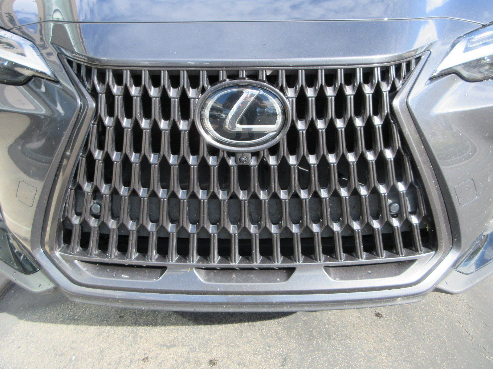 Used 2025 Lexus NX 350h AWD w/ Accessory Package (2T) image 15