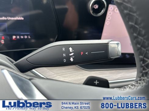 New 2025 Chevrolet Suburban Premier AWD/4WD image 19